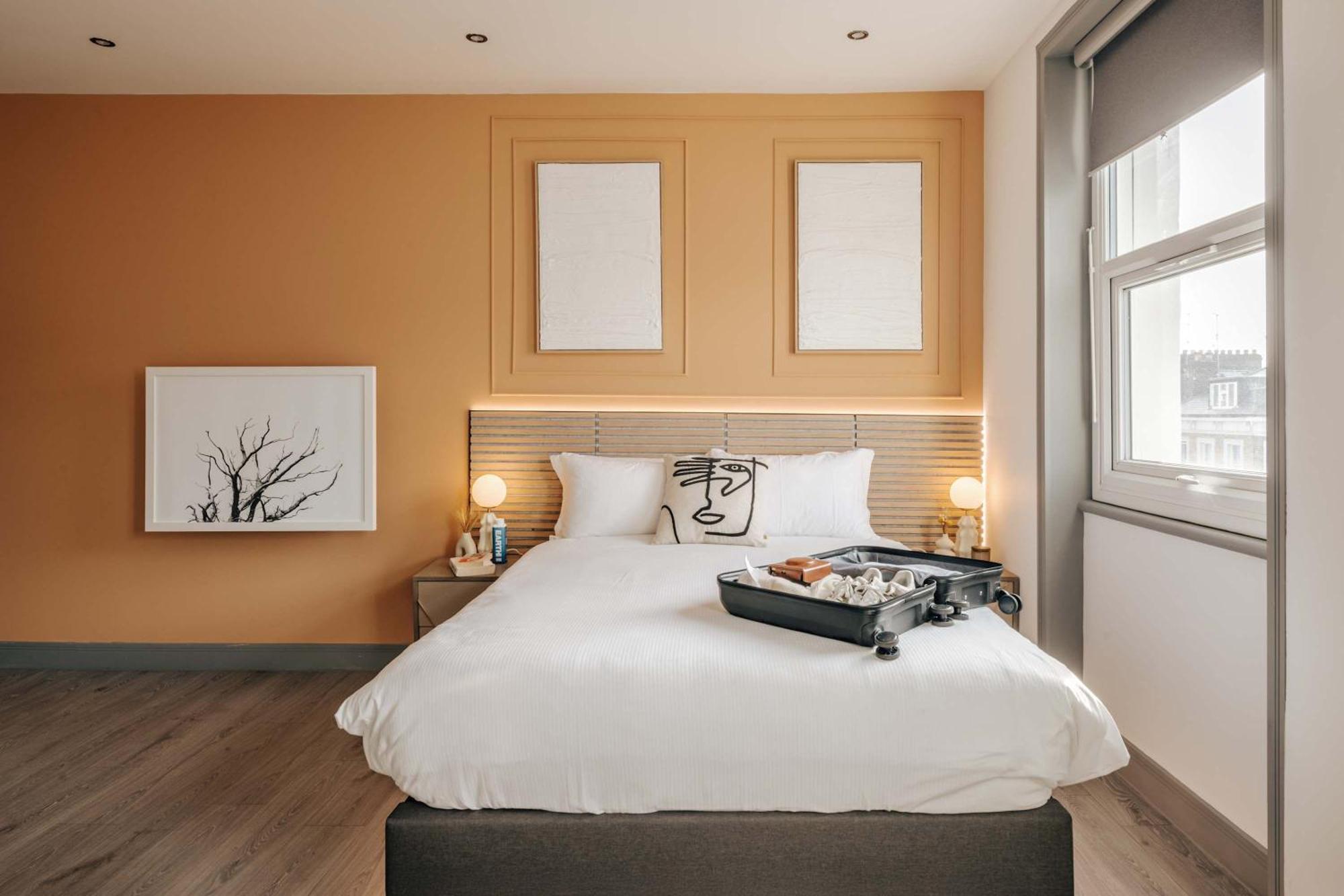 Lovely In Earls Court * Londra
